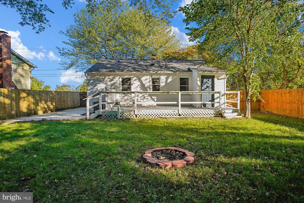 1870 HARBOR DR, Chester, MD 21619