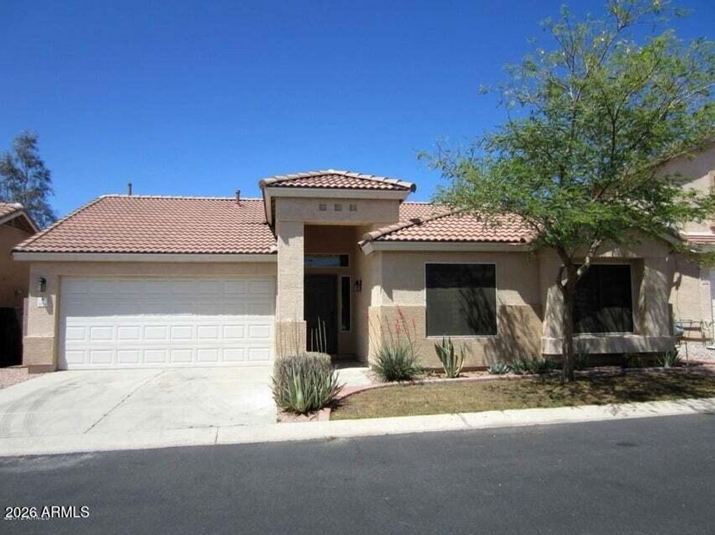 6712 E RIVERDALE Street, Mesa, AZ 85215