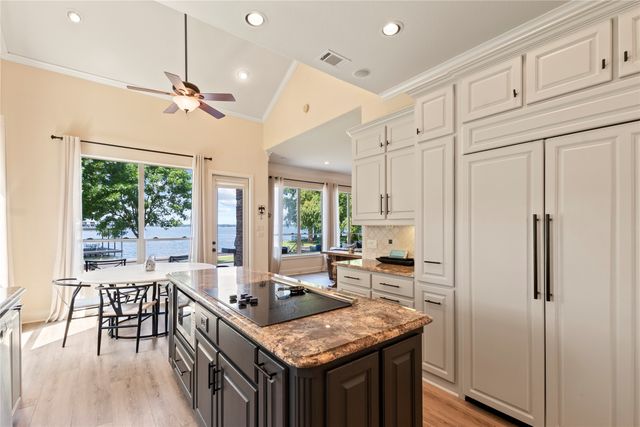 636 Turner Drive, Trinidad, TX 75163