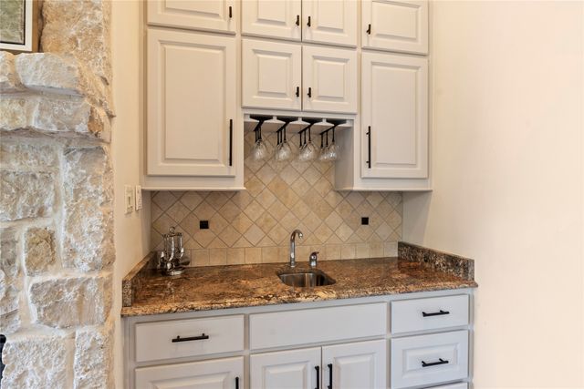 636 Turner Drive, Trinidad, TX 75163