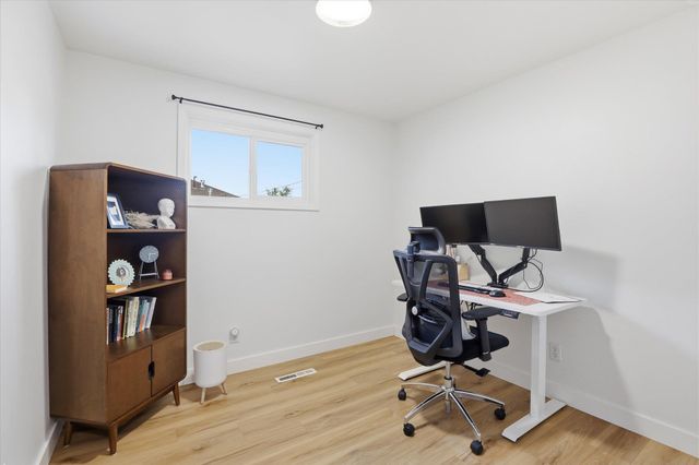 12105 E Skyview Ave, Spokane Valley, WA 99206