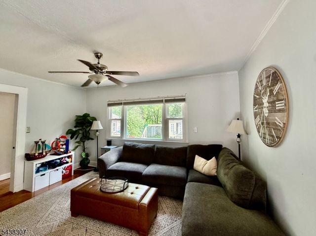 57 Bonnell St, Flemington Boro, NJ 08822