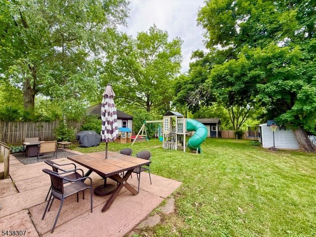 57 Bonnell St, Flemington Boro, NJ 08822