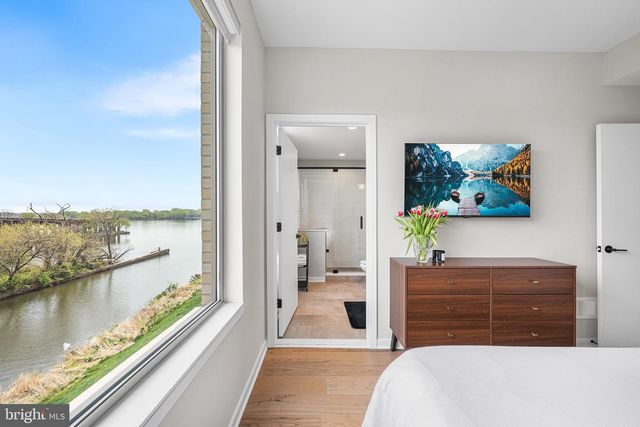 3117 PIERVIEW LN, Philadelphia, PA 19125