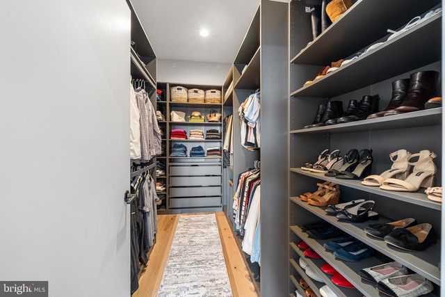 3117 PIERVIEW LN, Philadelphia, PA 19125