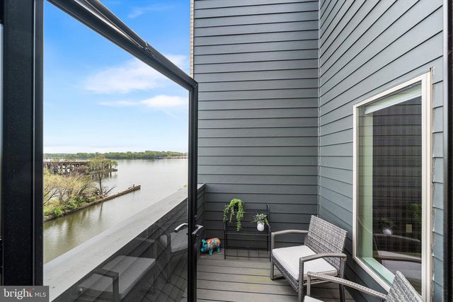 3117 PIERVIEW LN, Philadelphia, PA 19125