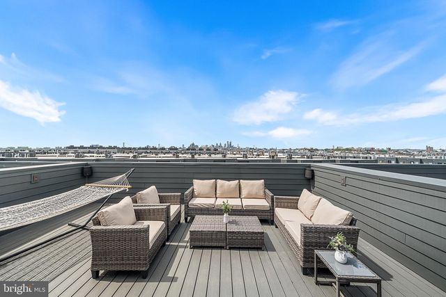 3117 PIERVIEW LN, Philadelphia, PA 19125