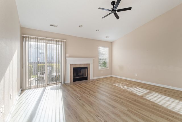 19348 Links Lane, Noblesville, IN 46062