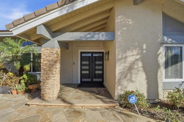 18874 Mount Cimarron Street, Fountain Valley, CA 92708