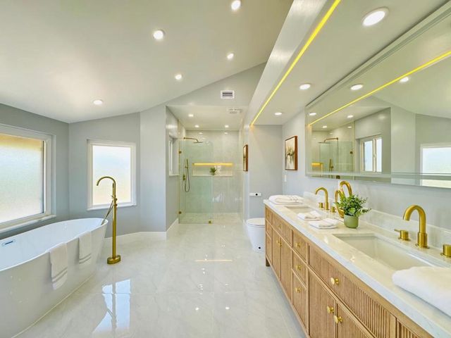 18874 Mount Cimarron Street, Fountain Valley, CA 92708