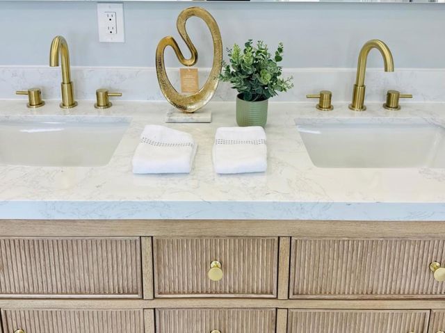 18874 Mount Cimarron Street, Fountain Valley, CA 92708