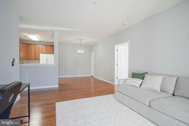 226 BREEDERS CUP DR, Cherry Hill, NJ 08002