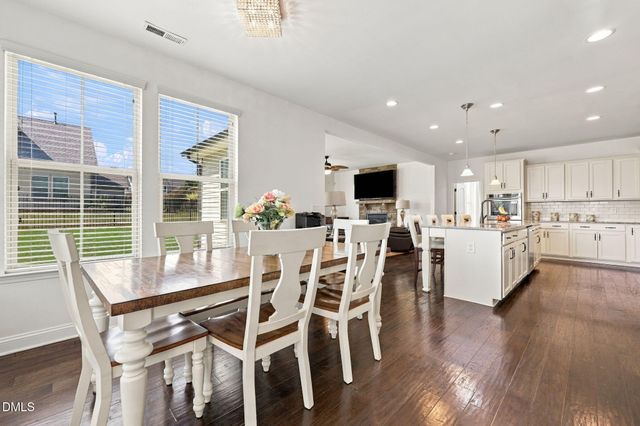 906 Avalon Drive, Mebane, NC 27302