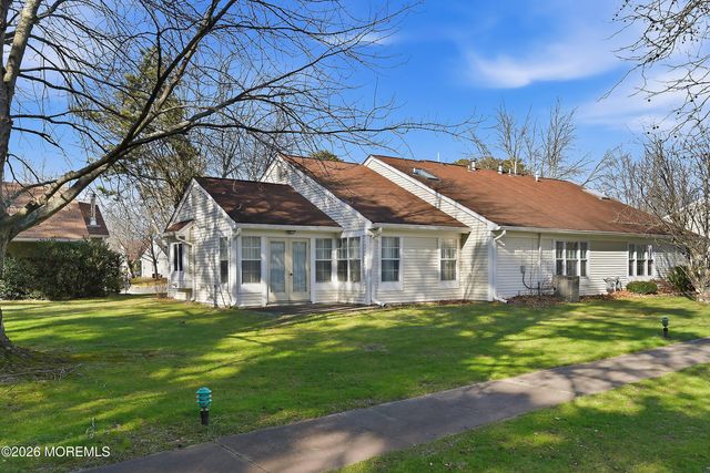 891B Stratford Court B, Manchester, NJ 08759