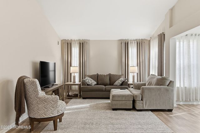 891B Stratford Court B, Manchester, NJ 08759