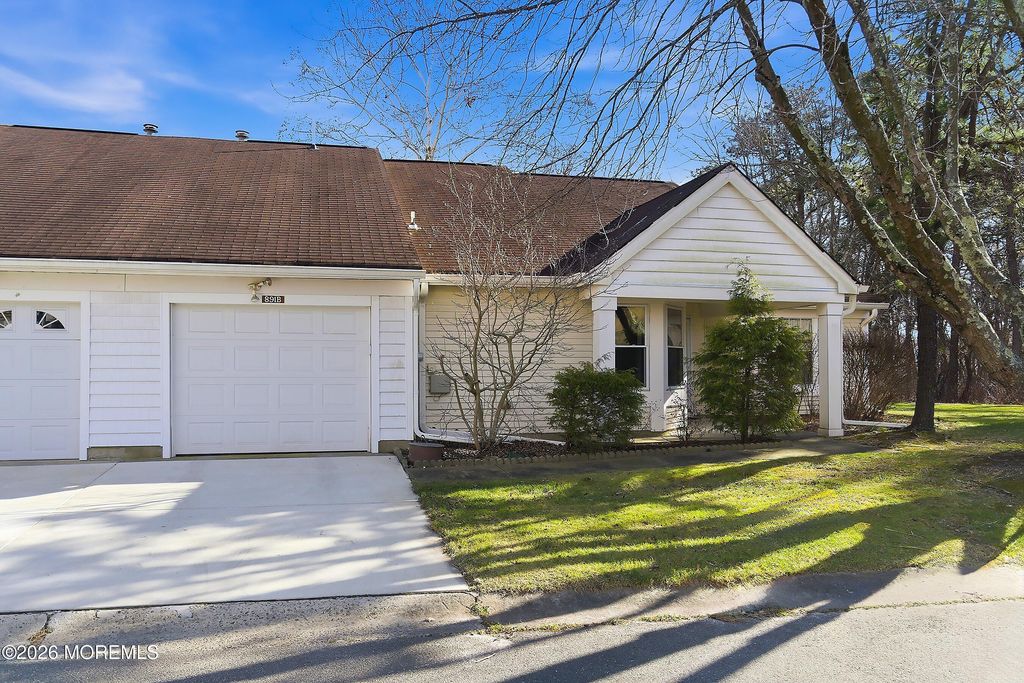 891B Stratford Court B, Manchester, NJ 08759