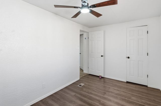 730 Vista Del Camino Street SW, Albuquerque, NM 87105