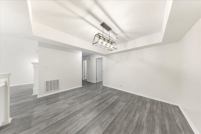 10900 Crown Colony DR B, Austin, TX 78747