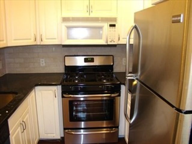 111 W 8th St K, Boston, MA 02127