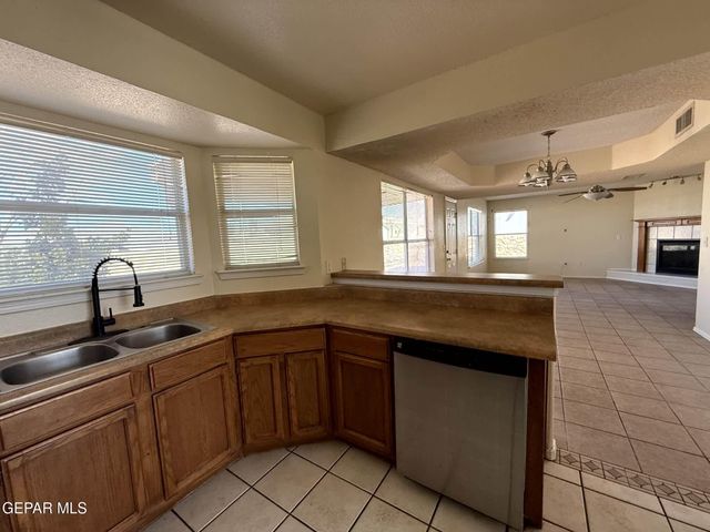 12441 TIERRA LIMON Drive, El Paso, TX 79938