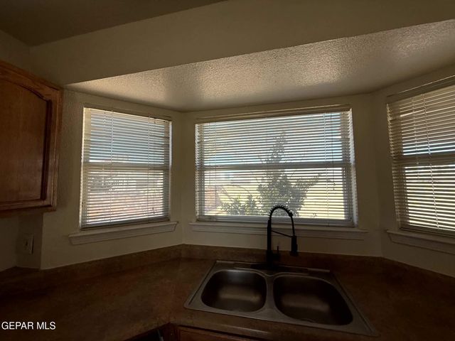 12441 TIERRA LIMON Drive, El Paso, TX 79938