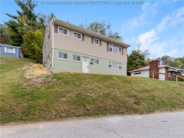 914 Park Drive, Dunbar, WV 25064