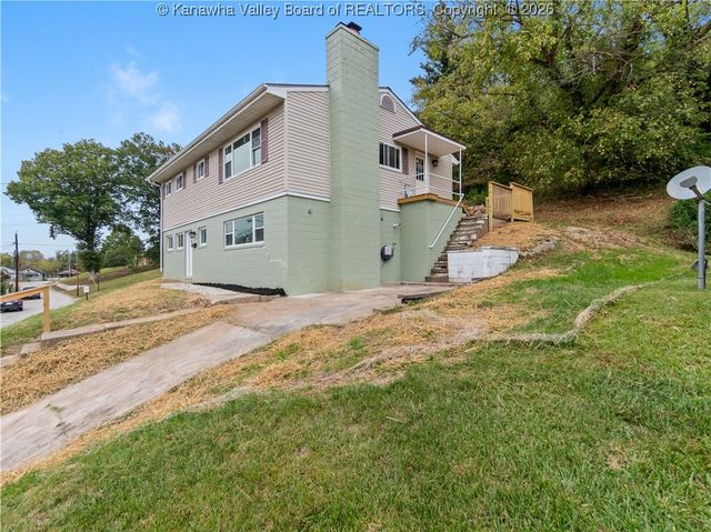 914 Park Drive, Dunbar, WV 25064