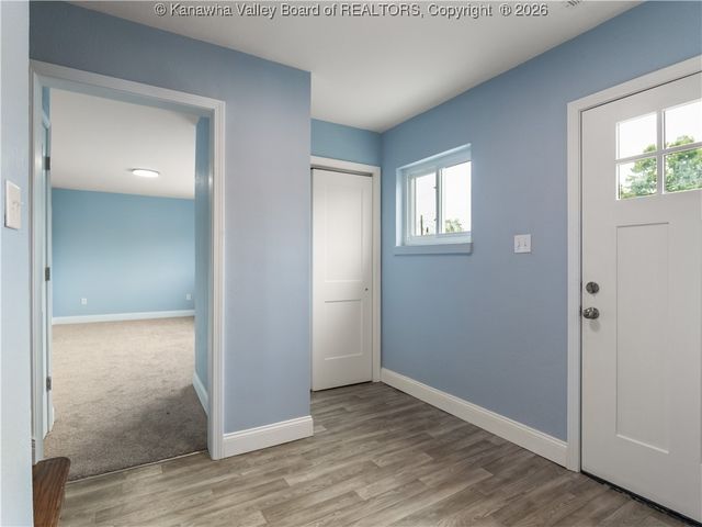 914 Park Drive, Dunbar, WV 25064