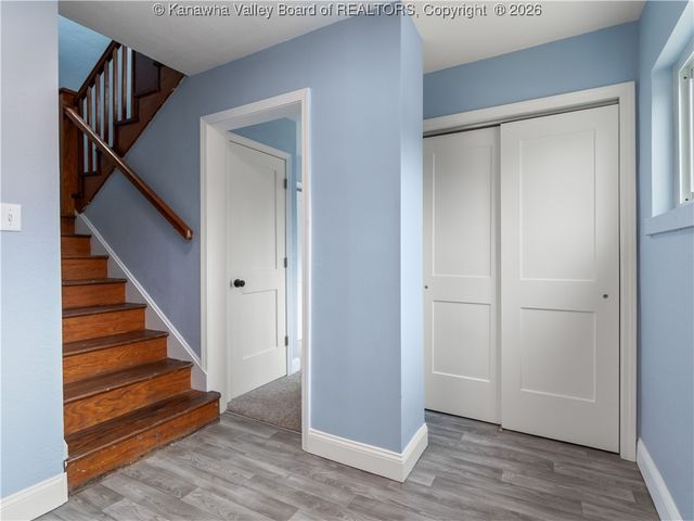 914 Park Drive, Dunbar, WV 25064