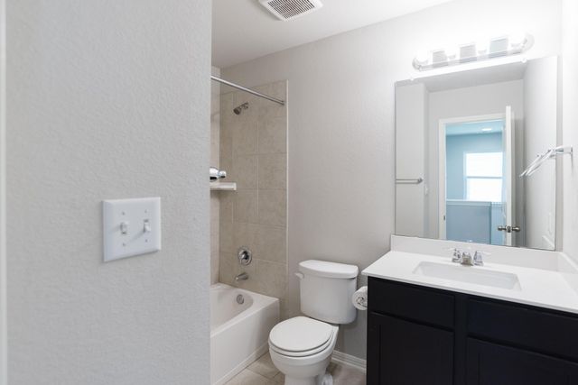 114 Gambel Oak WAY, San Marcos, TX 78666