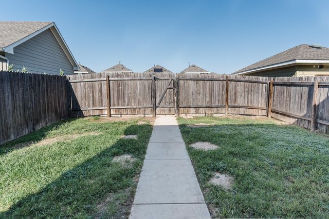 114 Gambel Oak WAY, San Marcos, TX 78666