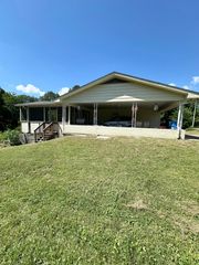 3929 Chickamauga Avenue, Chattanooga, TN 37406