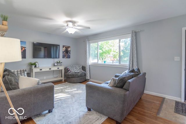 1274 Price Road, Avon, IN 46123