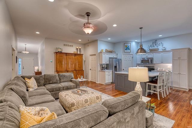 4504 Mystic Court, Evansville, IN 47715