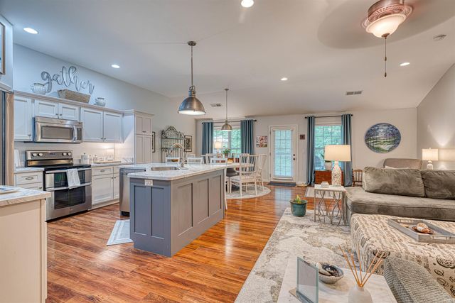 4504 Mystic Court, Evansville, IN 47715