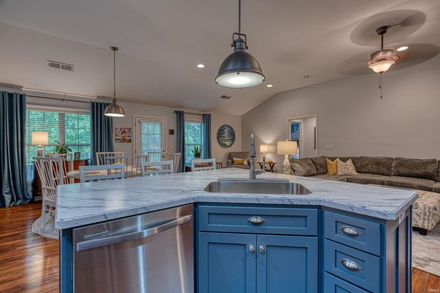 4504 Mystic Court, Evansville, IN 47715