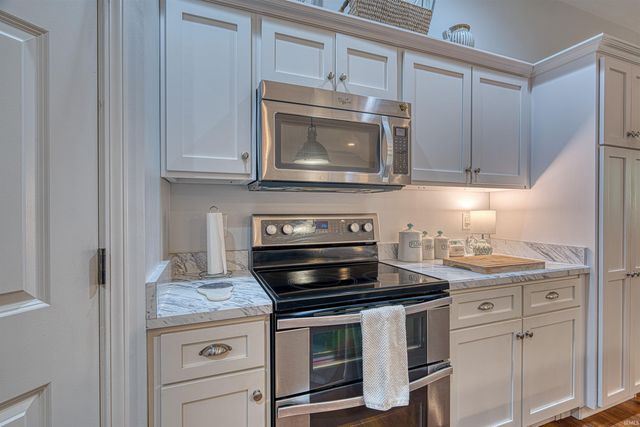 4504 Mystic Court, Evansville, IN 47715