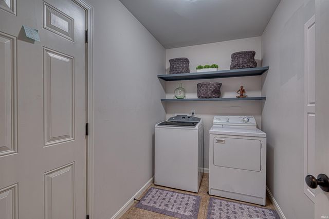 4504 Mystic Court, Evansville, IN 47715