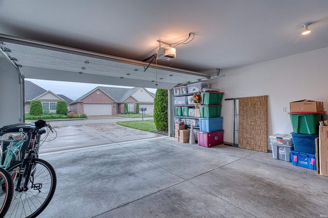 4504 Mystic Court, Evansville, IN 47715