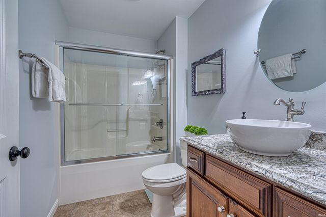4504 Mystic Court, Evansville, IN 47715