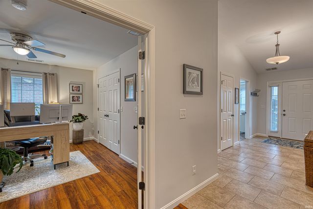 4504 Mystic Court, Evansville, IN 47715