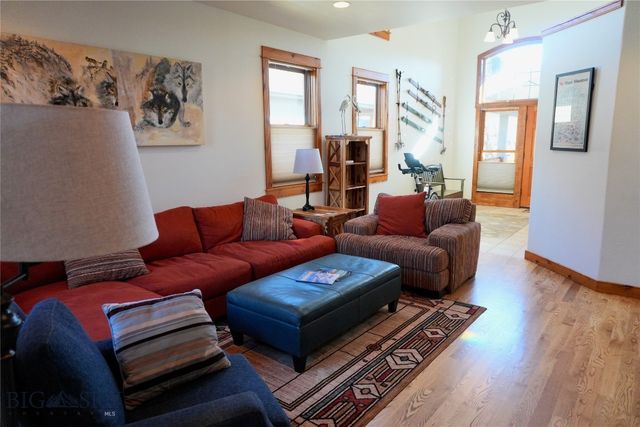 4563 Ethan 3B, Bozeman, MT 59718