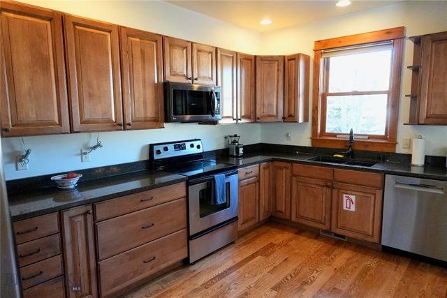 4563 Ethan 3B, Bozeman, MT 59718