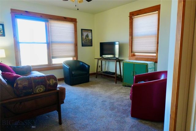 4563 Ethan 3B, Bozeman, MT 59718