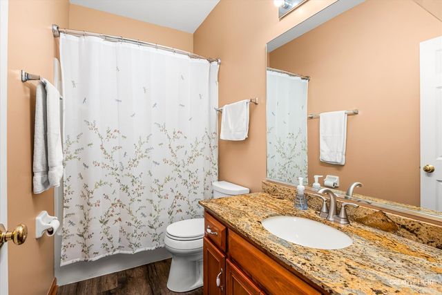 1324 Hickory Ridge Drive, Montgomery, IL 60538