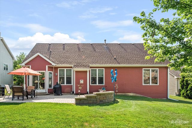 1324 Hickory Ridge Drive, Montgomery, IL 60538