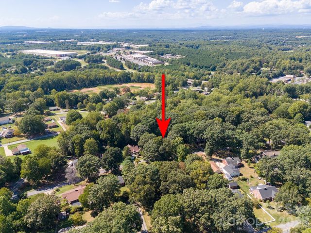 419 1st Avenue N, Conover, NC 28613
