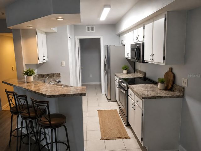 12500 CREST SPRINGS LANE 1027, Orlando, FL 32828