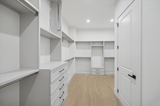 6634 Sylvan Street, Houston, TX 77023