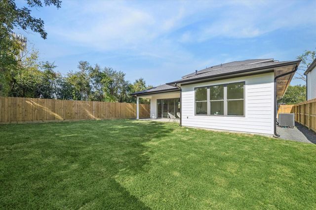 6634 Sylvan Street, Houston, TX 77023